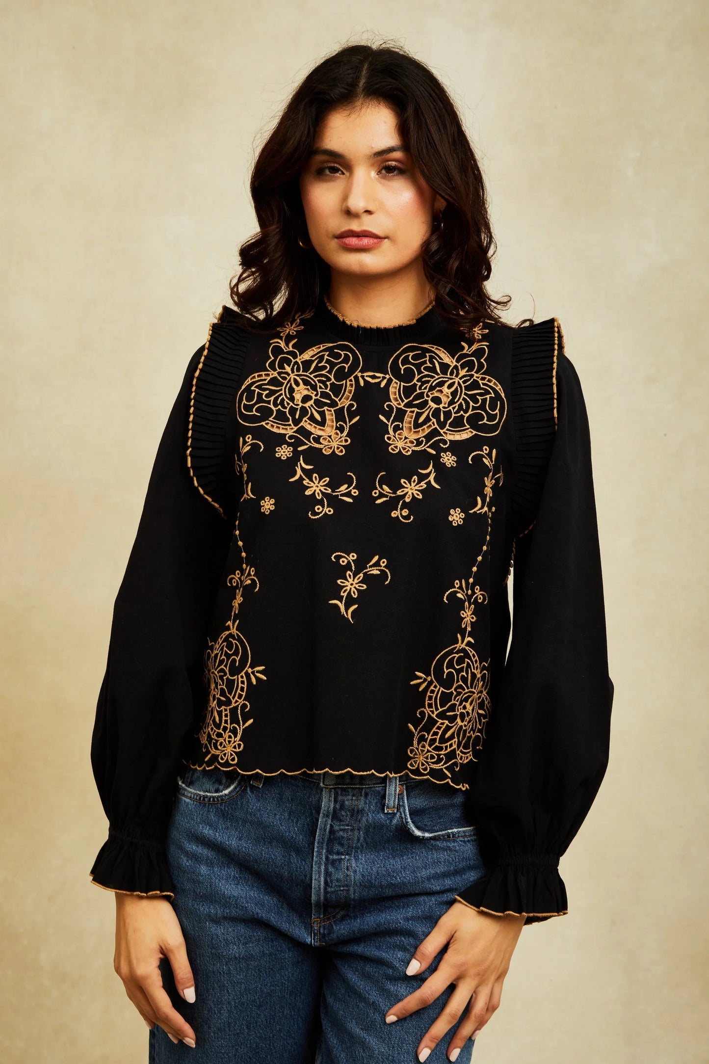 Bernice Top in Oleander Black