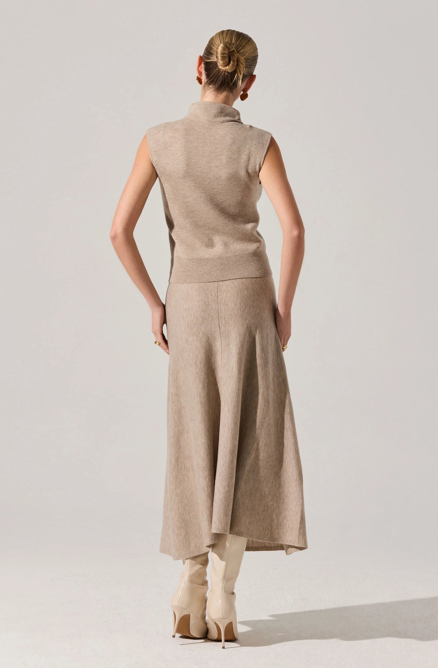 Deora Sleeveless Mock Neck Top