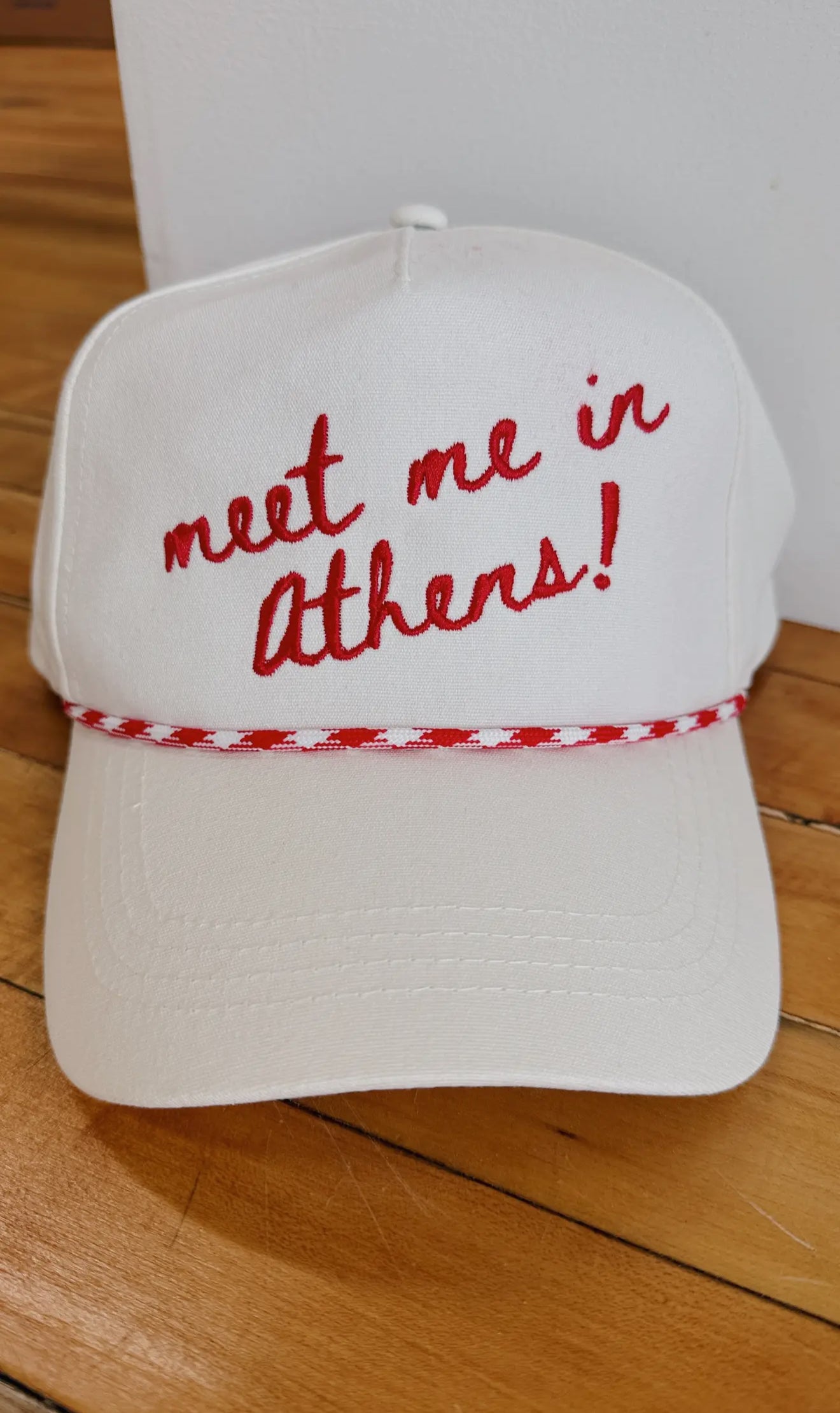 Meet me in Athens white pre order
