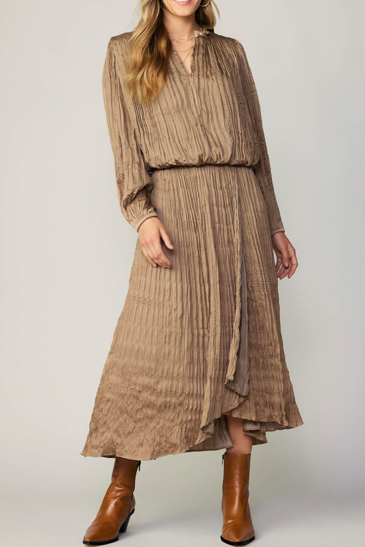 Asymmetric Wrinkled Long Skirt