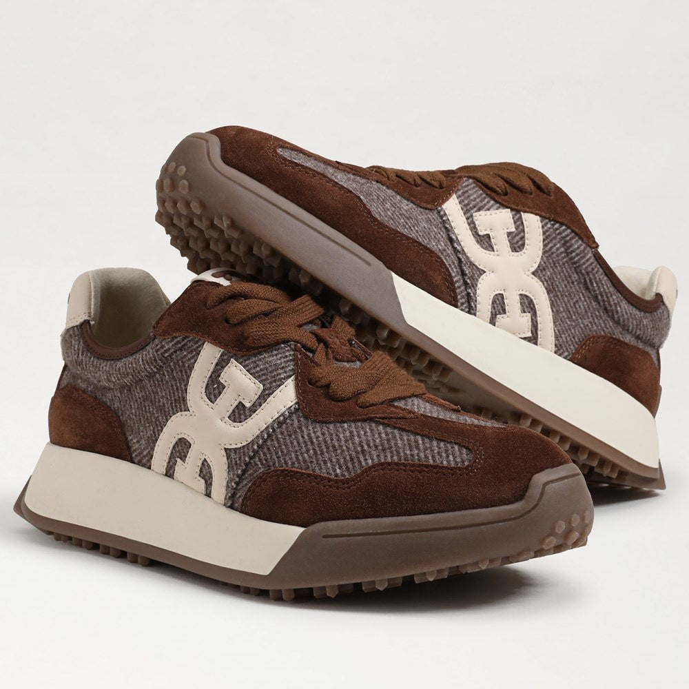 Langley lace up sneaker