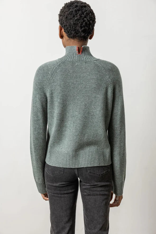 Full Sleeve Turtleneck Sweater in Heron