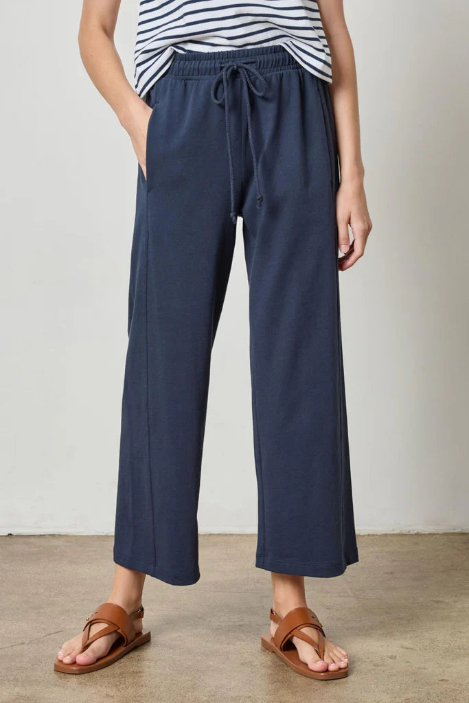 Seamed Wide Leg Pant