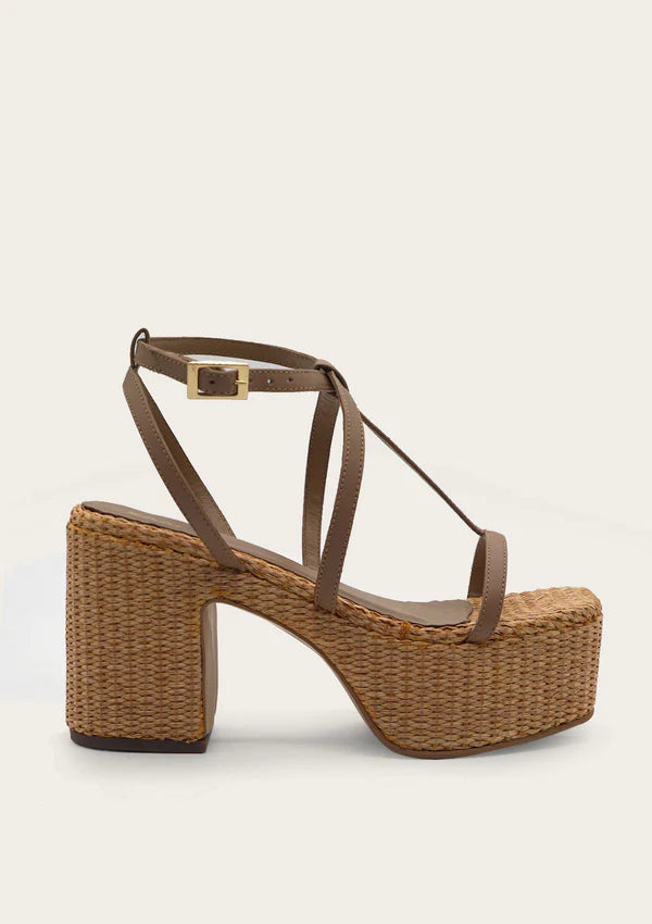 Solta Naked Leather Platform