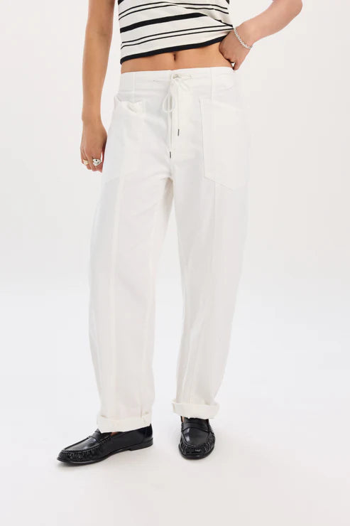 Villa Drawstring Barrel Leg Pant in Lamb